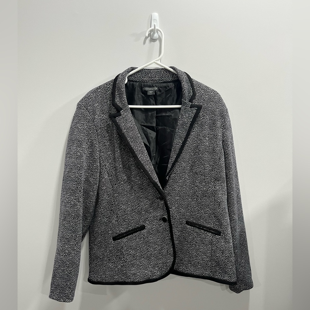 Stylish Women’s Suit Jacket